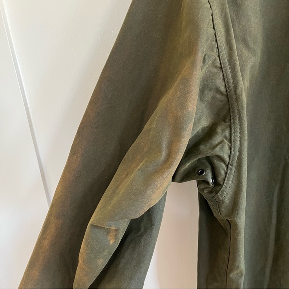 🤍 guc | Barbour | classic waxed olive green jacket - Picture 11 of 11